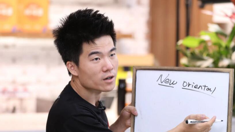 董宇辉被平台区别对待，直播时多次说出违规言论，却没有受到处罚