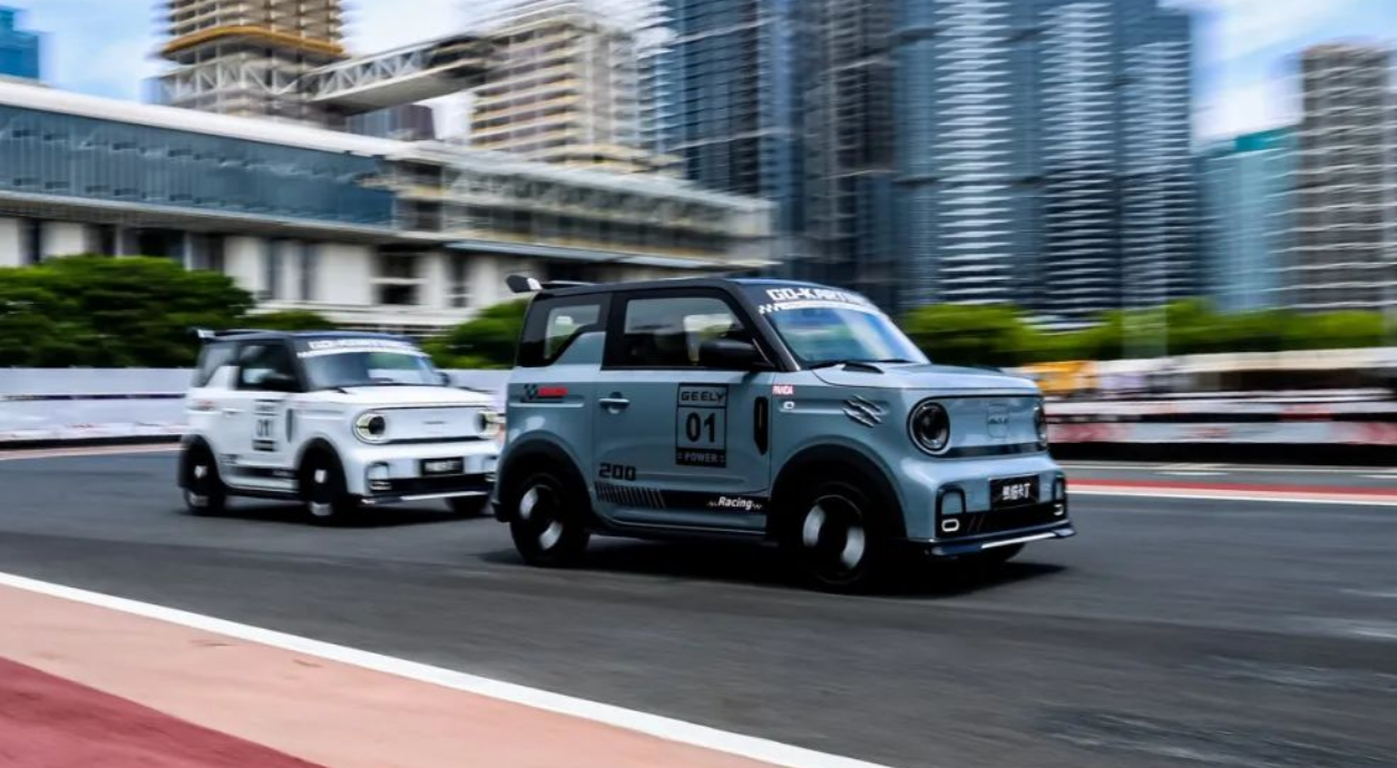 最廉价的卡丁车，才卖2.25万，续航200km，月薪2000元也养得起
