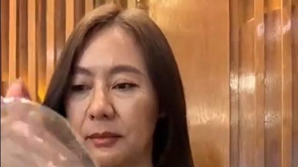 直播惊魂！女神真容吓哭榜一大哥，美颜失效成鬼故事