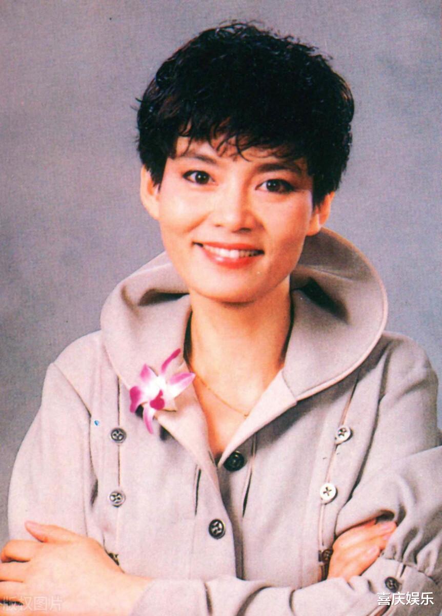 13次夺影后,一生无儿无女,68岁却公开“表白”前夫:她太敢了