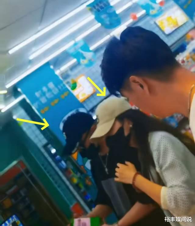 曝汪峰与森林北一起过儿童节!逛商店主动付款,默契度似老夫老妻