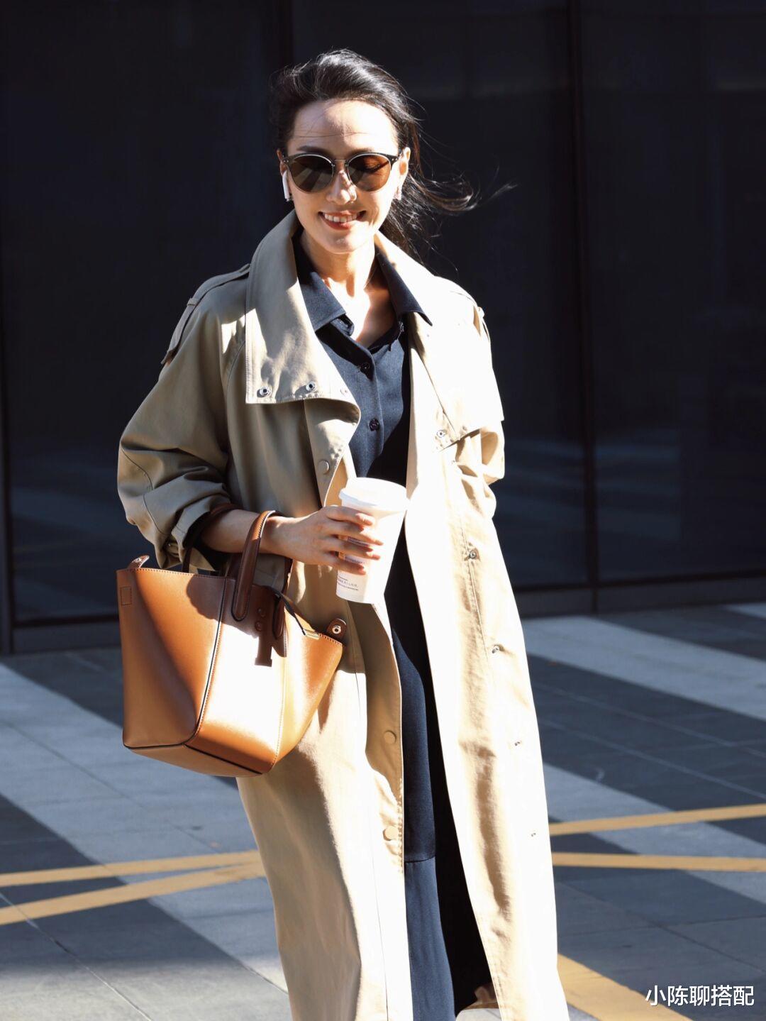 为什么说女人上了年纪更要学穿搭?穿对和穿错,效果一目了然