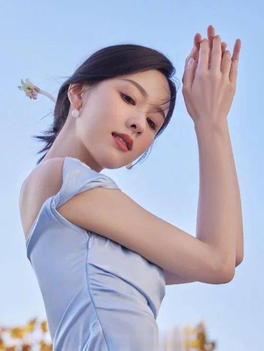 内娱最强“白月光”哪里变了?