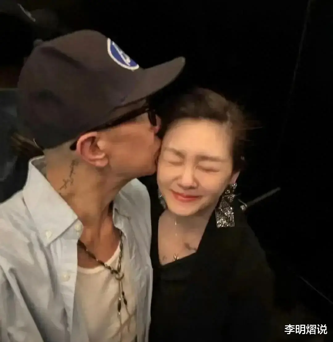 大S发声协议已签署，无论要求多么苛刻要多少钱，汪小菲要遵守！