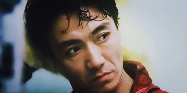 抛弃24年原配，转身迎娶小娇妻，如今儿子30年的报复让他遗憾终生