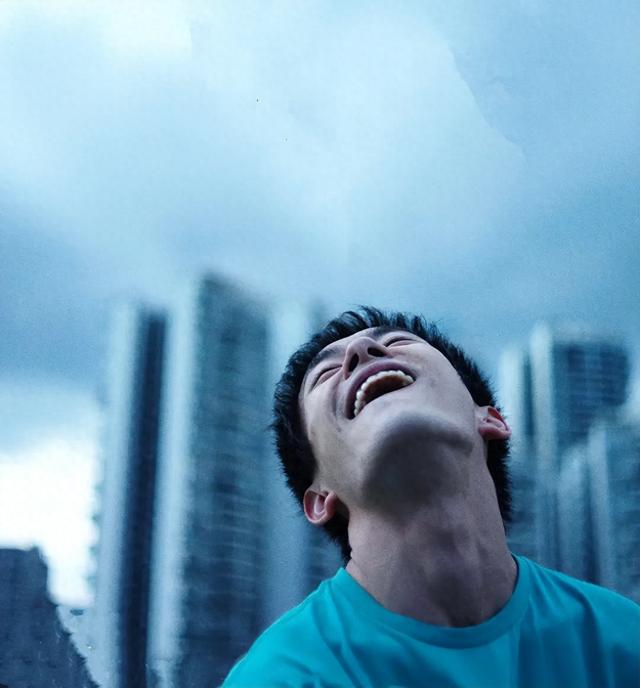 上映半天票房为0,2025年首个“票房惨案”诞生了