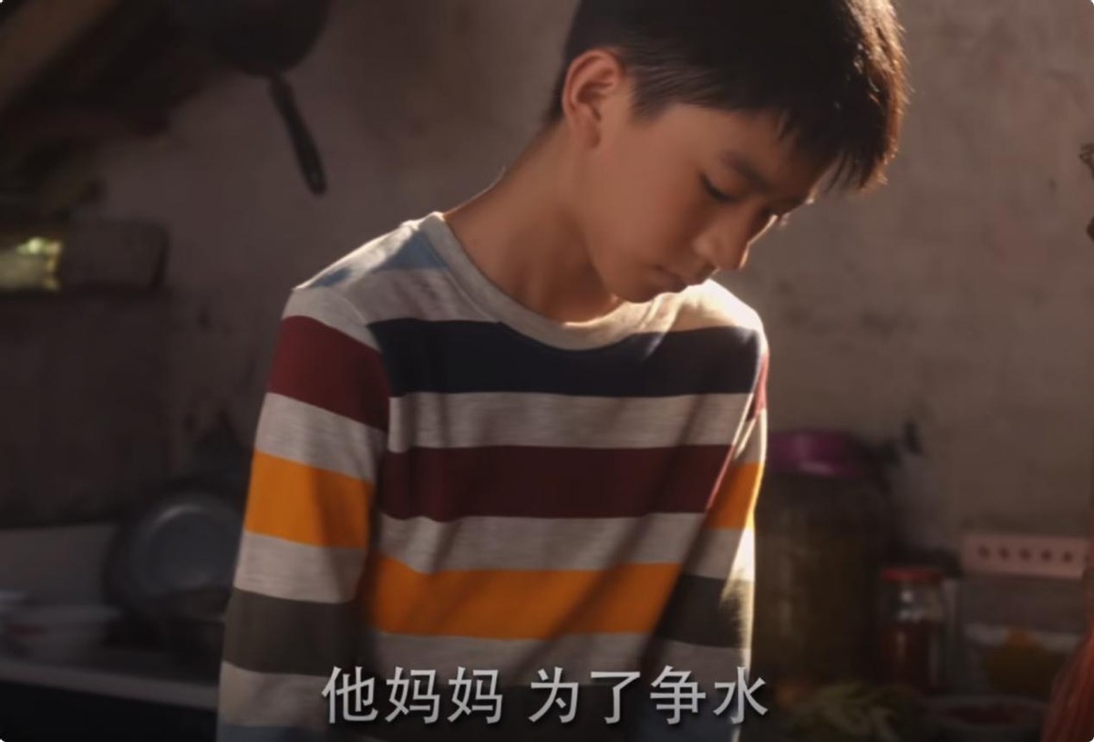 佟丽娅新剧成黑马,开播就冲上飙升榜第一,连刷2集收不住