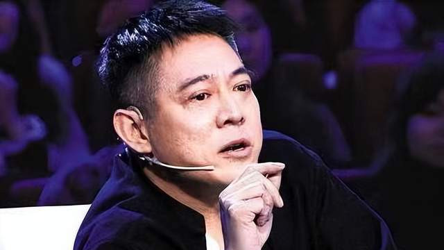 日媒质问李连杰：南京大屠杀30万人如何准确统计？李连杰霸气回怼