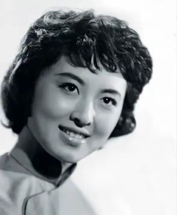 曾红遍全国的阿诗玛，从美艳明星到精神失常，晚年生活却令人羡慕