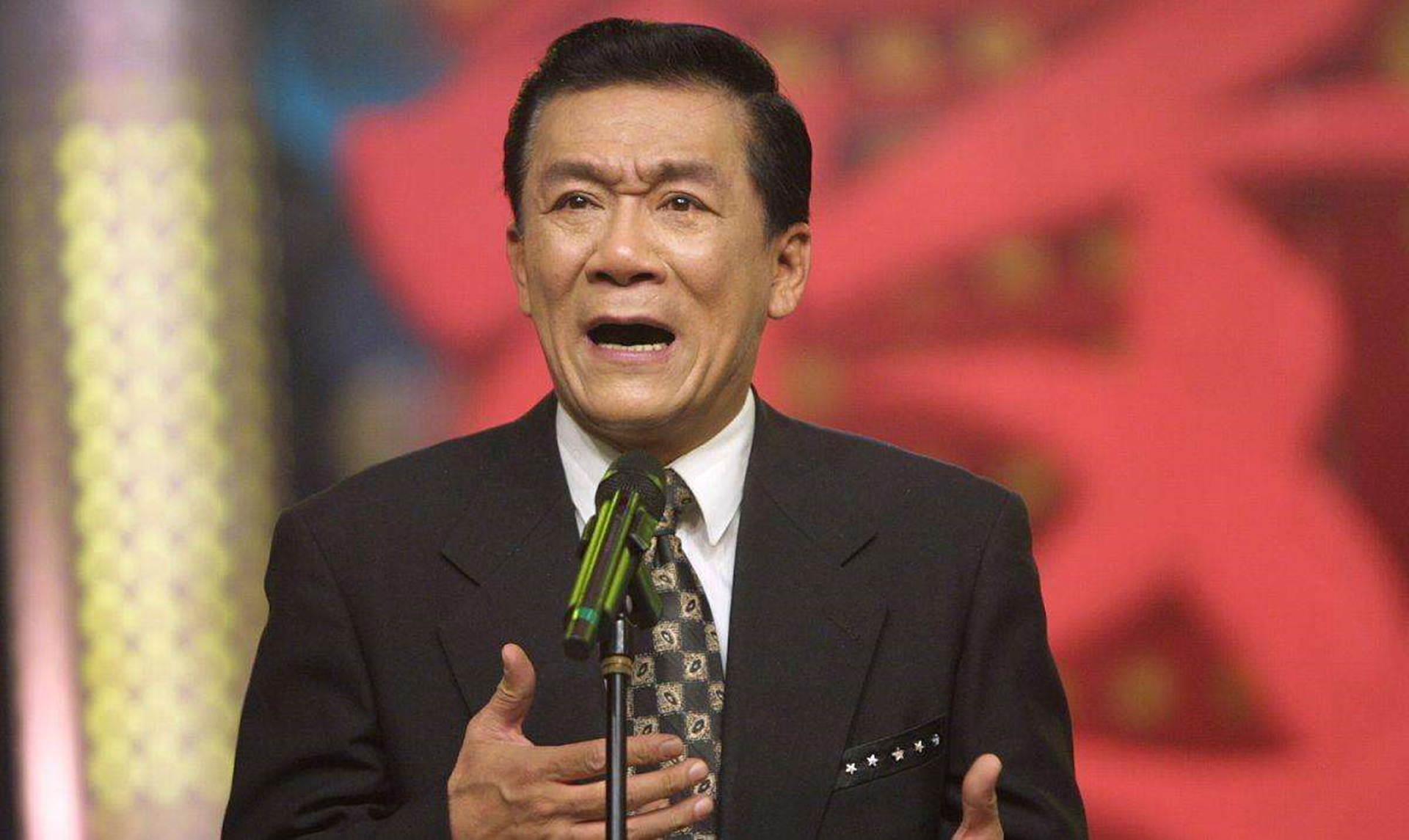 侯耀文三个名徒：一个沉迷做广告，一个裂穴后淡出，一个名利双收