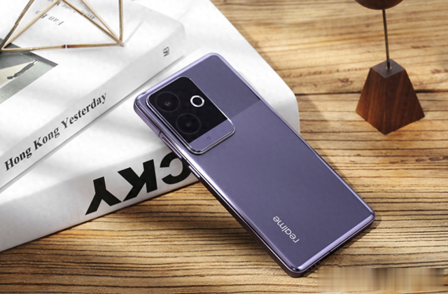 國補后不到1900元，驍龍8Gen3+120W快充，金屬中框旗艦更親民了