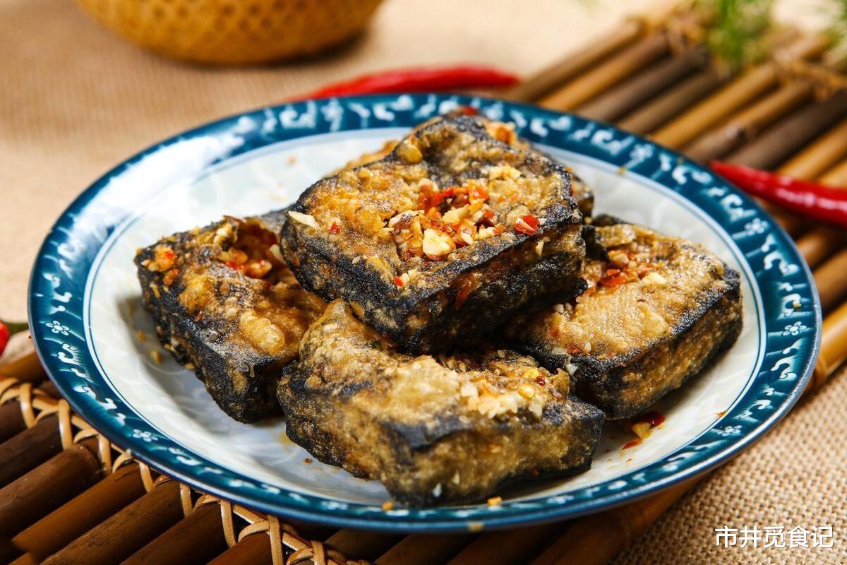 盘点6种老外不敢下嘴,我们却“当成宝”的美食,皮蛋和鲍鱼上榜