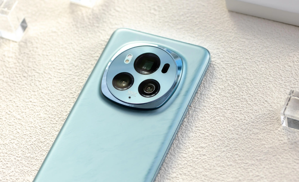 榮耀高端機(jī)又降了，衛(wèi)星通話+100倍變焦+3D解鎖，256GB低至3969元