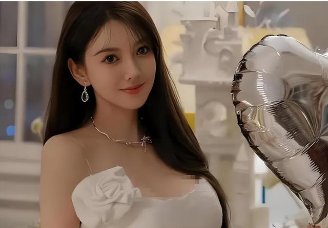 名媛培训班重出江湖?叶珂被爆培训班出身,黄晓明的体面被撕碎