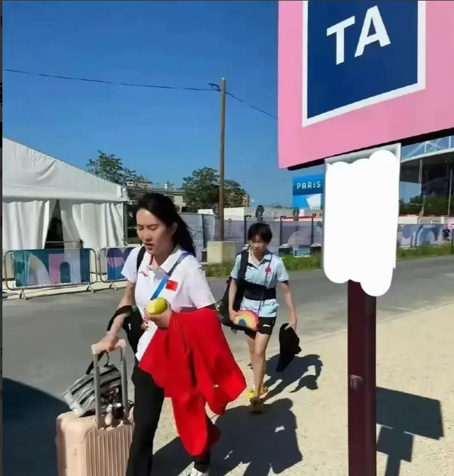 郭晶晶现在每次去江苏，不喜欢住酒店就住教练陈若琳家，理由搞笑