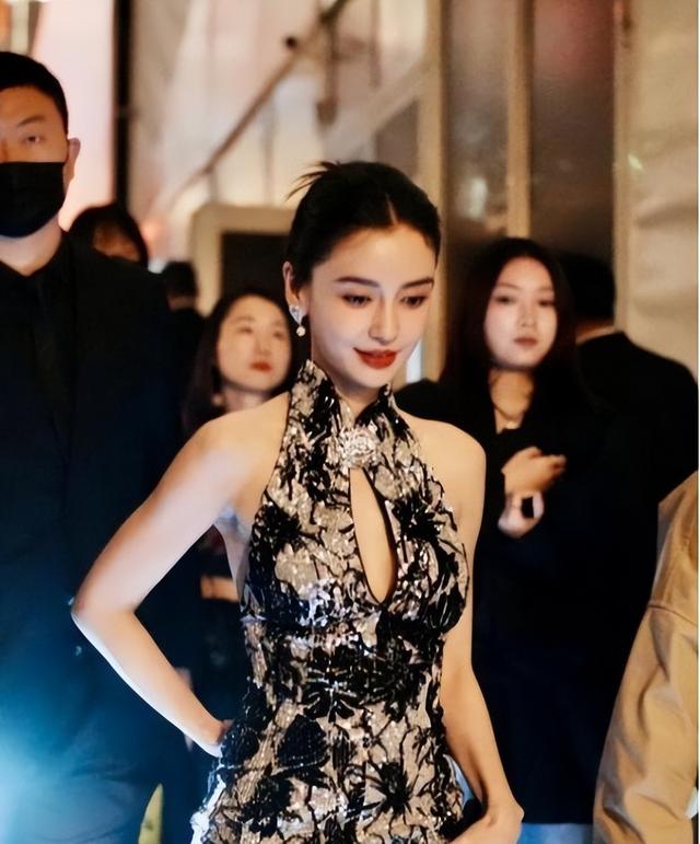 离婚2年,才看懂黄晓明的这盘“大棋”,原来金星真的没说错