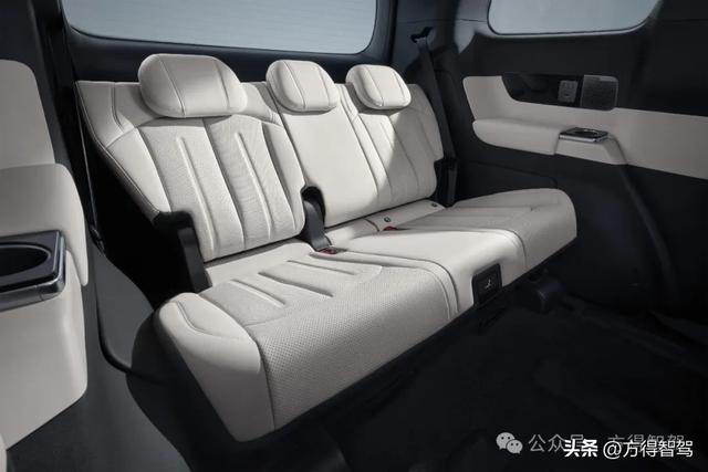 比亚迪夏24.98万元起！降维打击丰田赛那/别克GL8