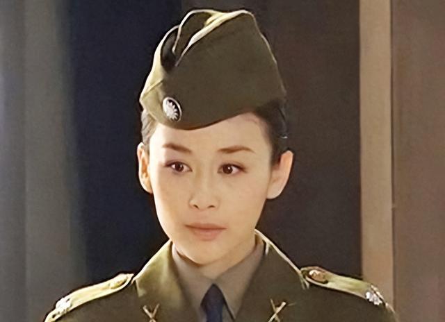 “抗日神剧专业户”四大女演员的没落史,糊成这样,该怪谁呢?