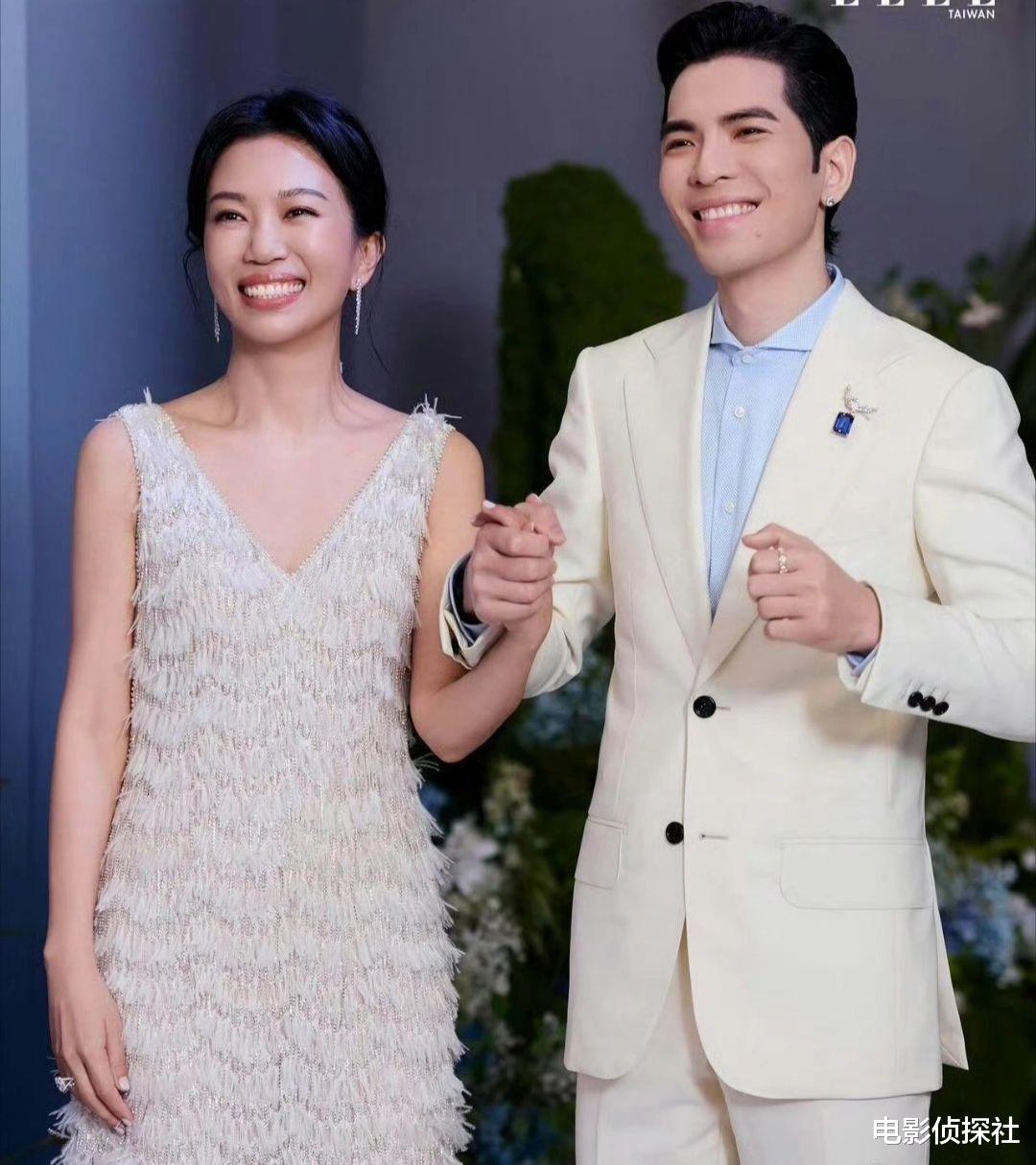 47岁范晓萱现身萧敬腾婚礼，绿发抢镜身材变化大，网友直呼不敢认