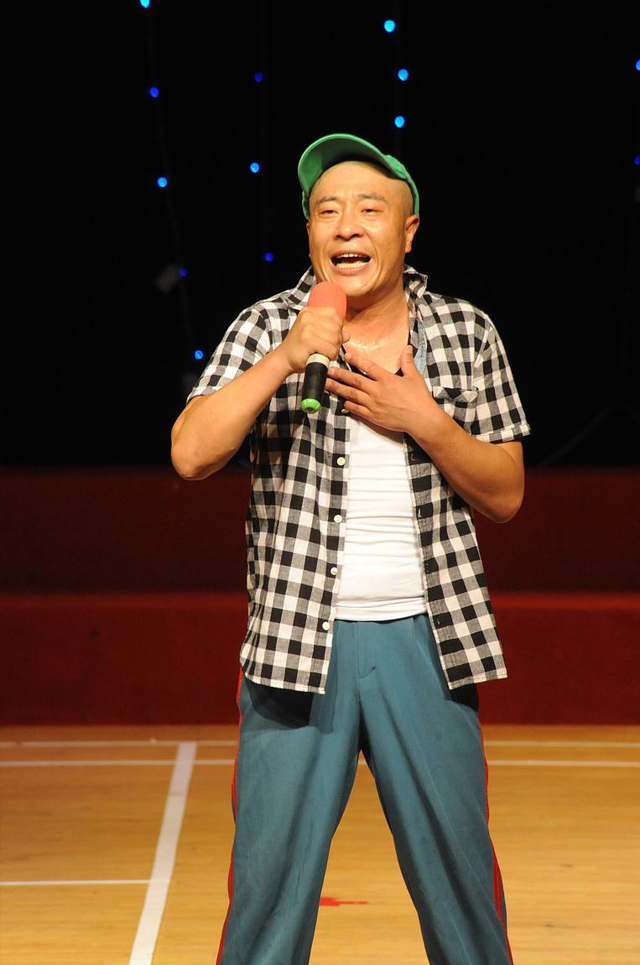 赵本山11位徒弟现状,住桥洞、阶下囚、回乡务农,彻底成网红