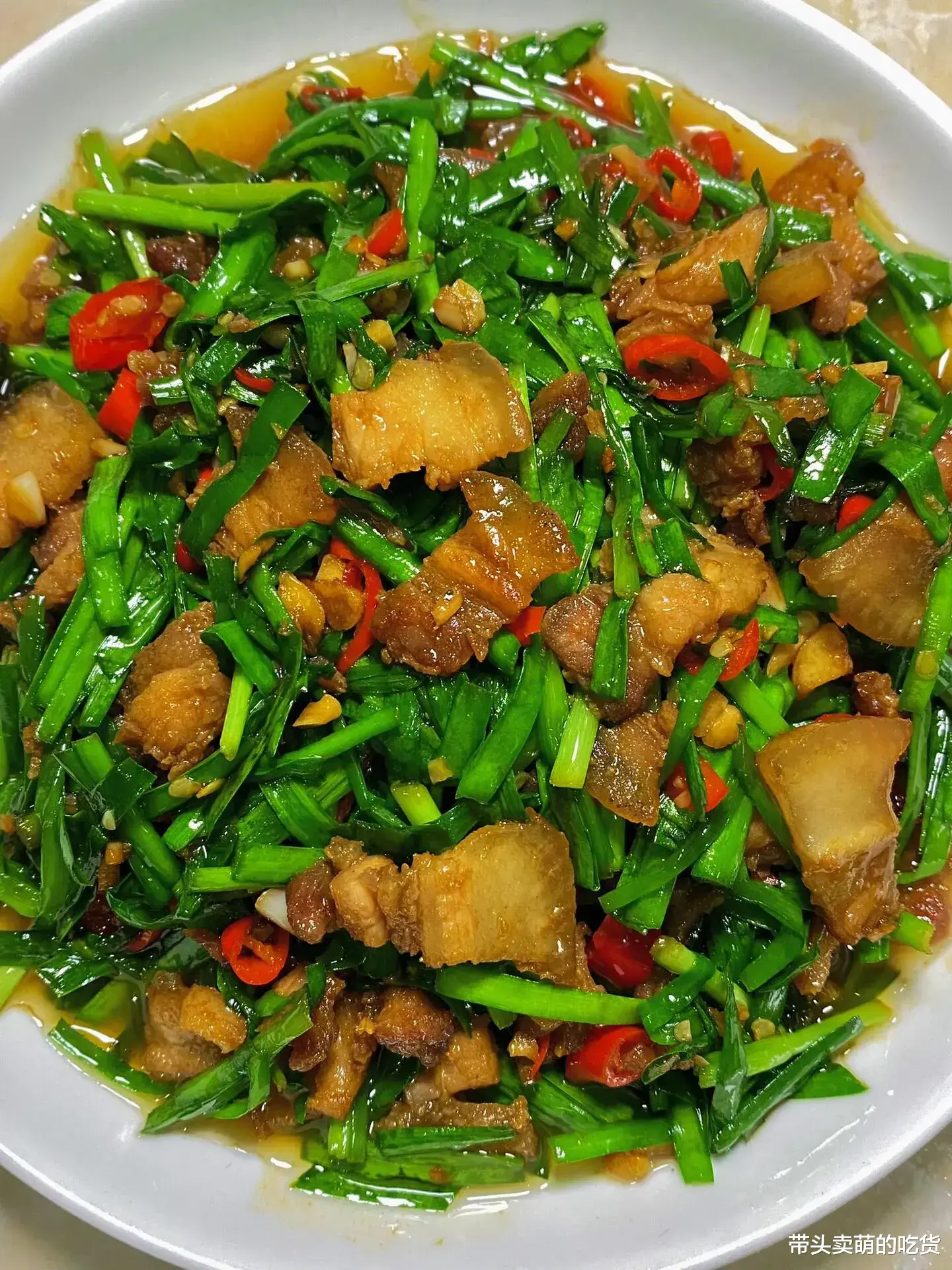 边看剧边吃饭一定别错过这3道炒菜，香而不腻特别下饭，太满足了