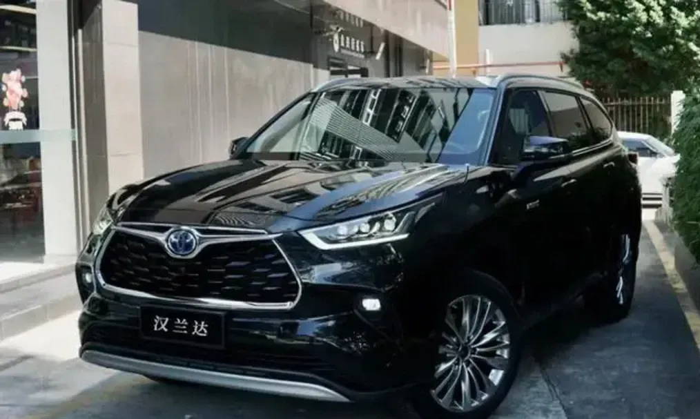 丰田近5米大7座SUV，才卖18万，一公里4毛，够诚意吗？