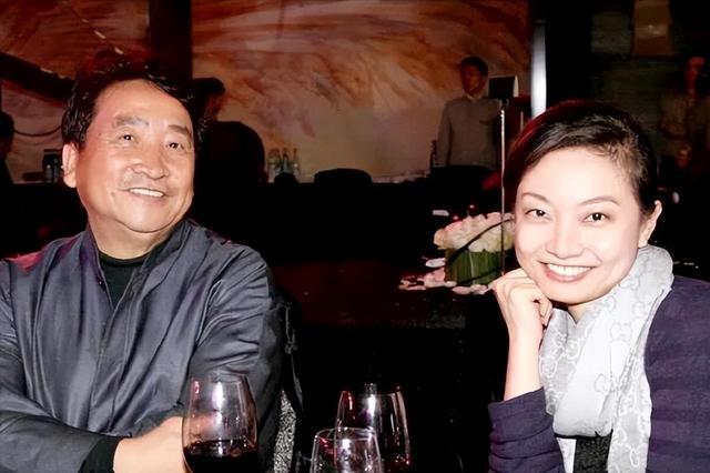 姜珊：被爸爸姜昆掐断明星梦，因一段相声被内涵，年近五十仍单身