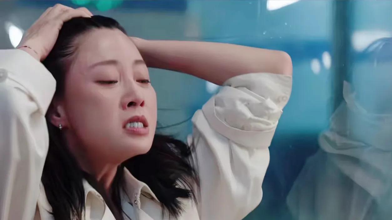 收手吧，正午阳光！央视都救不了《凡人歌》，观众吐槽制造焦虑又致郁