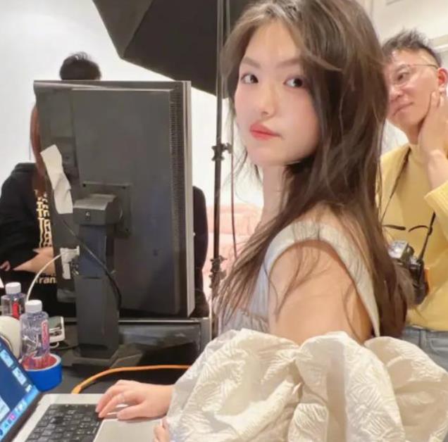 《爸爸去哪儿》五位萌娃现状,王诗龄16岁开大劳,kimi帅到认不出