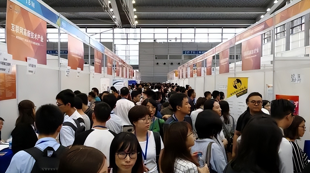 华为校招“偏爱”的7类专业，最高月薪可达50k，有你的专业吗