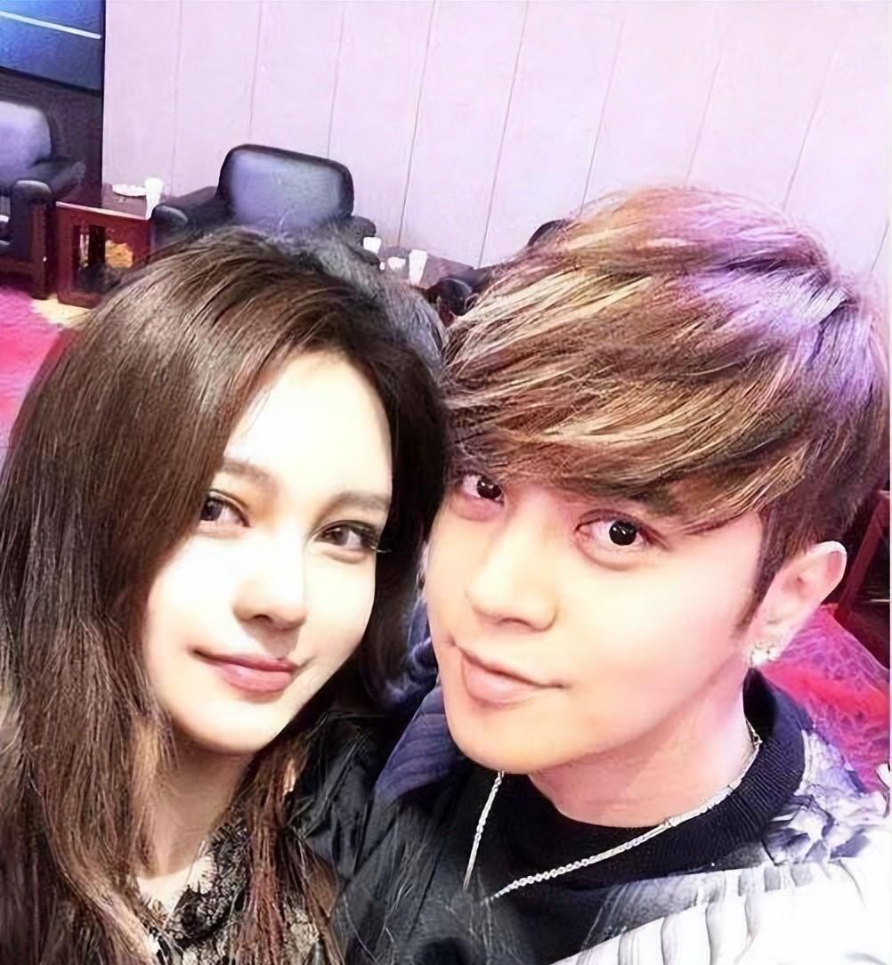 原来这些明星曾是情侣,网友:谁的新欢,不是别人的旧爱