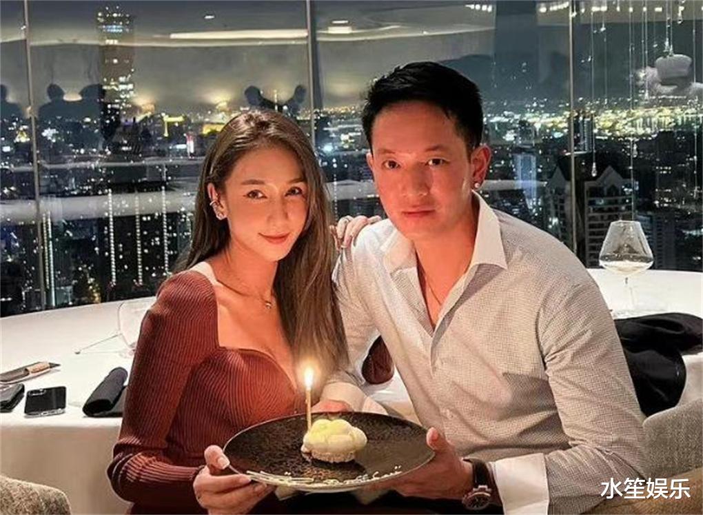 泰星Noey宣布和富商老公分手，两人办婚礼未领证，育有一2岁女儿