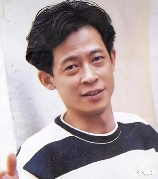 王志文母亲原来是她?守寡42年,捡垃圾把孩子养大,难怪儿子能火