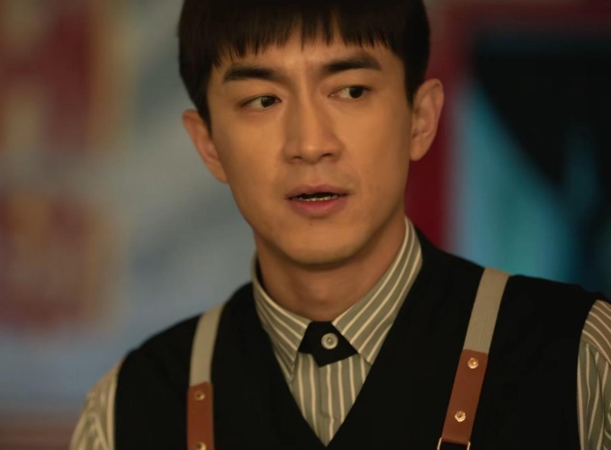 满脸褶就别硬演校草了!一脸“社会气”的大学生,出场差评一大片