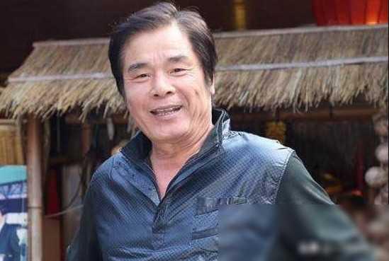 71岁富豪6妻同屋,再娶小娇妻成焦点!