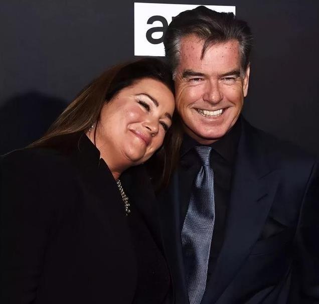 把妻子宠到260多斤，最帅007布鲁斯南：再提减肥就离婚