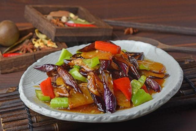 这几道家常炒素菜,热量比肉还要高,减肥的人要少吃!