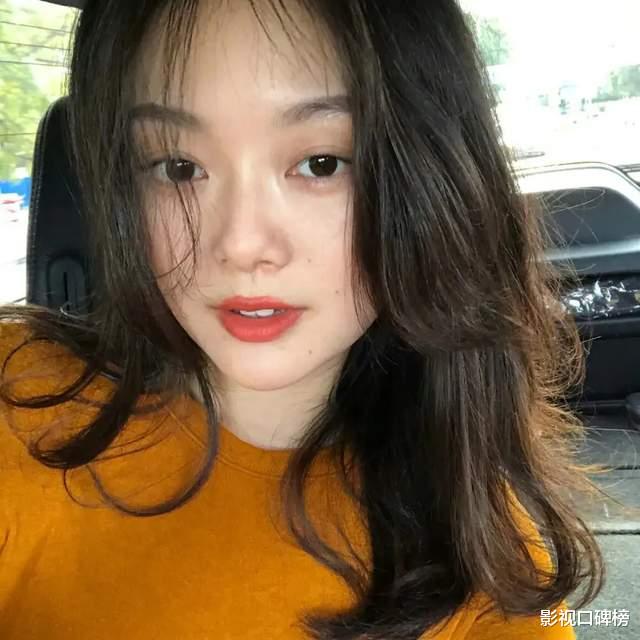 初代网红晚晚被富婆网友打假,曾和奚梦瑶关系亲密,如今天差地别