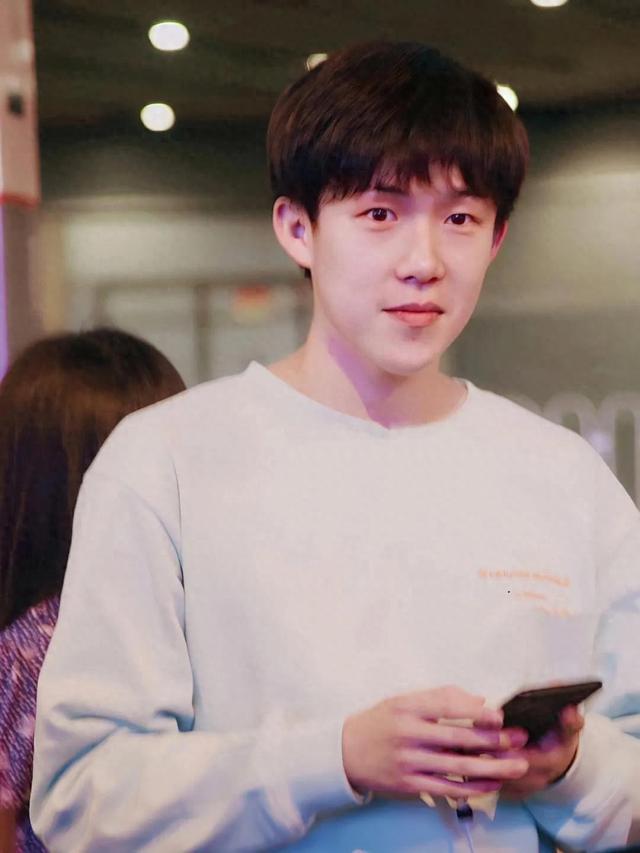 回北京!王楚钦深夜更新微博感谢新朋友,文中两字扎心,配图亮了