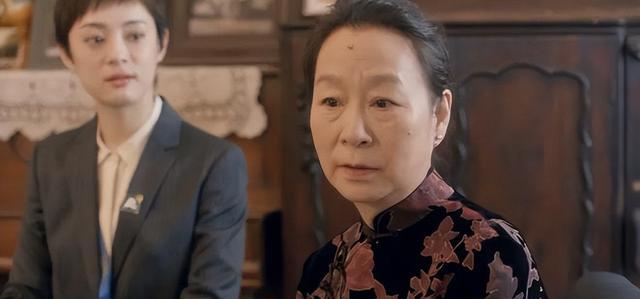 “国家一级演员”奚美娟，人前“两副面孔”，晚年统统都现原形