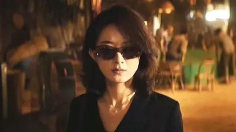 赵丽颖新剧杀疯了！“疯批”人设太带感，一巴掌扇上热搜