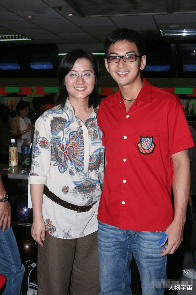 他绰号50亿驸马,效力无线30年显苍老,离巢有玄机,岳父家因钱离心