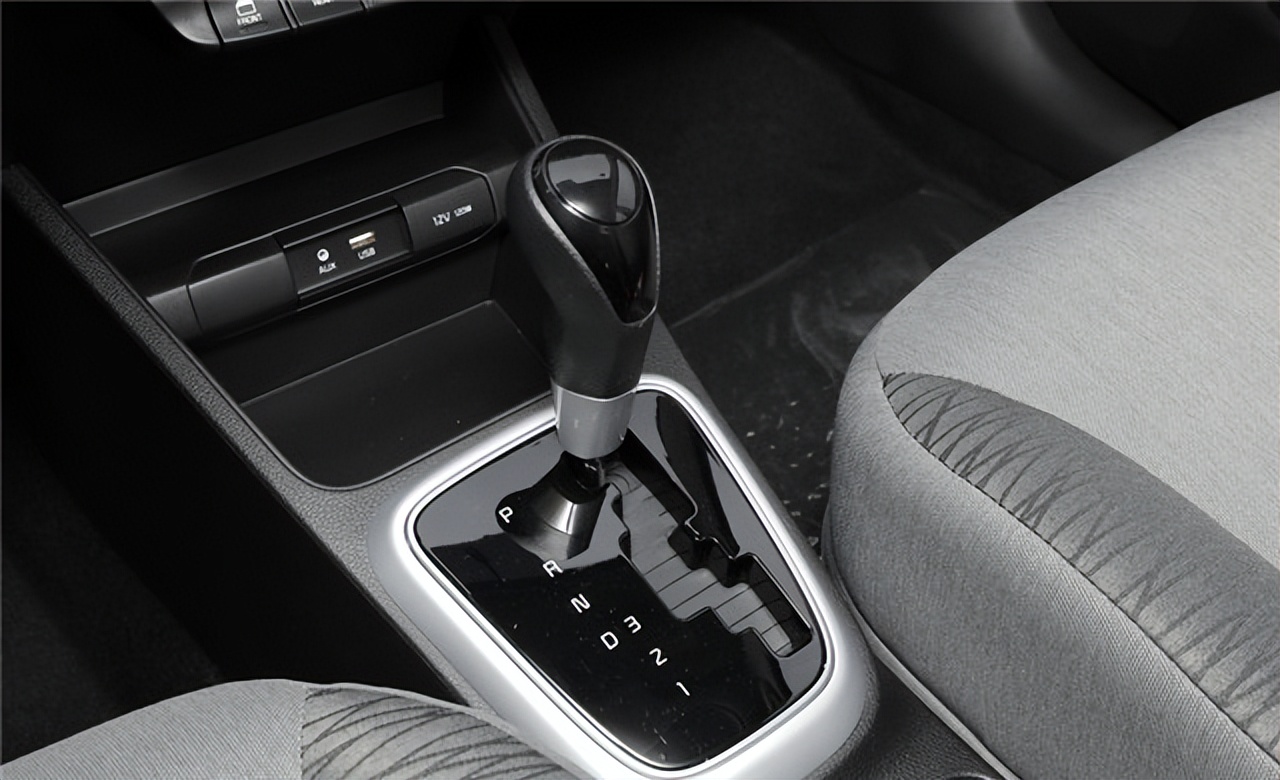 最便宜的合资车,1.4L爆发95马力配液晶屏,才4万还要啥比亚迪?