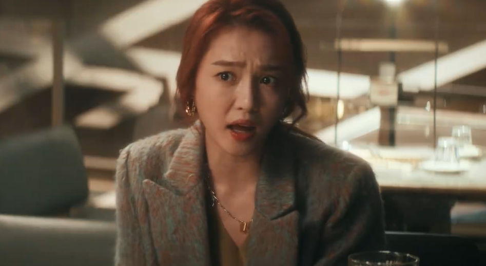 才播2集,口碑炸了,终于有让我熬夜狂追的都市黑马剧了!