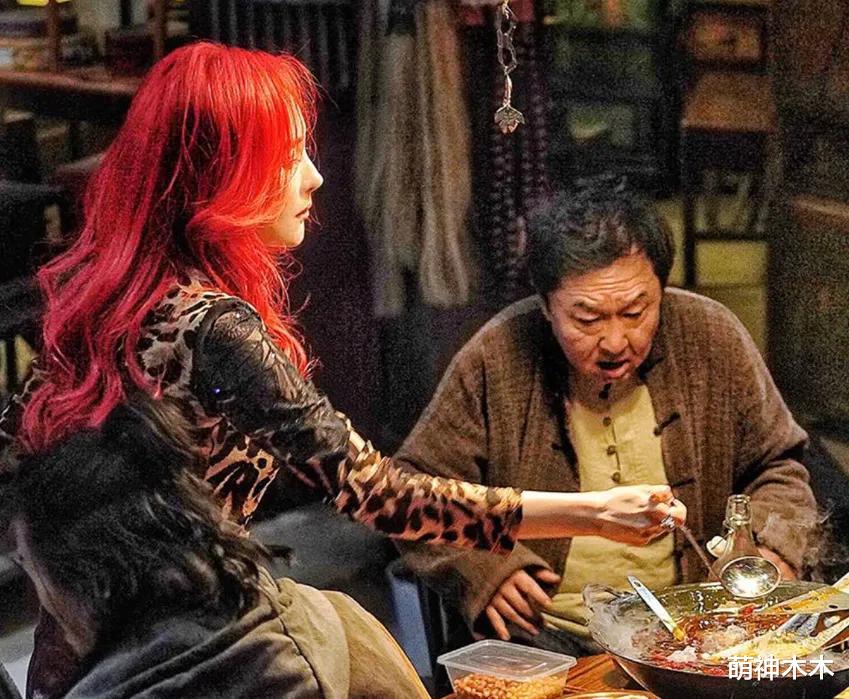 杨幂五一档新片被质疑注水!预售排名倒数,预测票房不过亿回本难