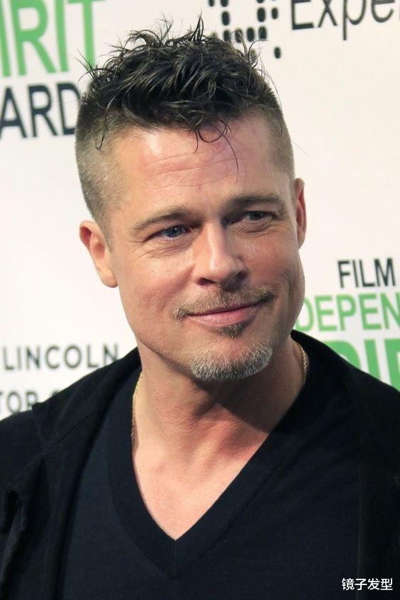 50岁以上的男士，发型这样剪，花白头发也帅气