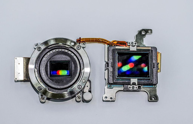 100%国产化?华为Mate 70将采用国产豪威5000万像素传感器