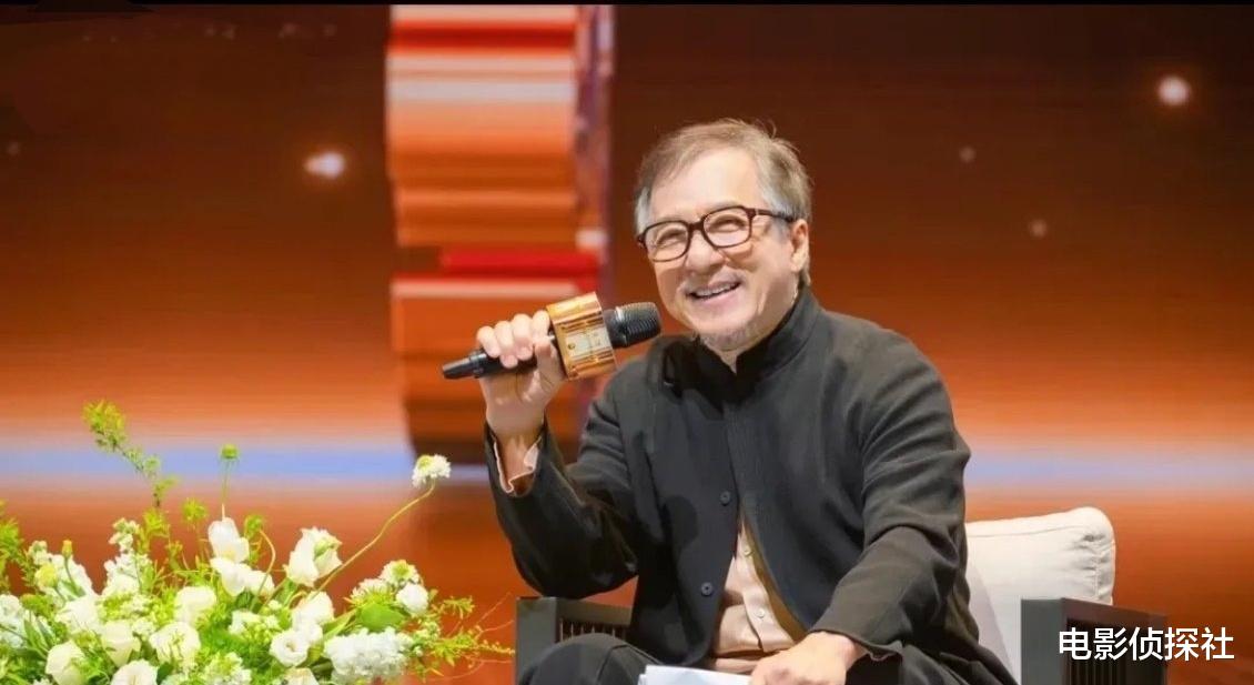 功夫明星钱小豪近况曝光,头发花白瘦到脱相,网友直呼不敢认