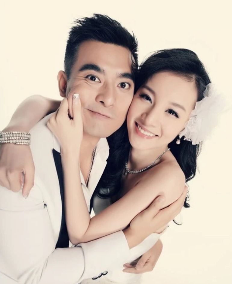 陈龙：曾是胶水厂工人，闪婚小10岁章龄之，走红后对妻子不离不弃