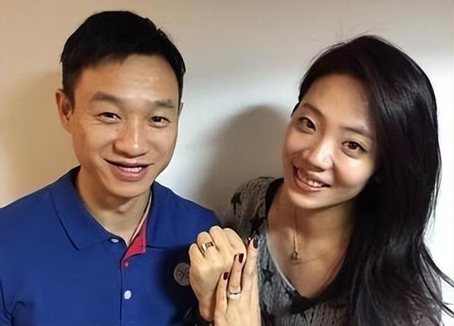 杨威首次回应离婚，家中重大变故，至亲患癌离世